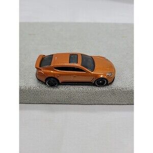 2013 Hotwheels Porsche Panamera Mattel Car 1:64